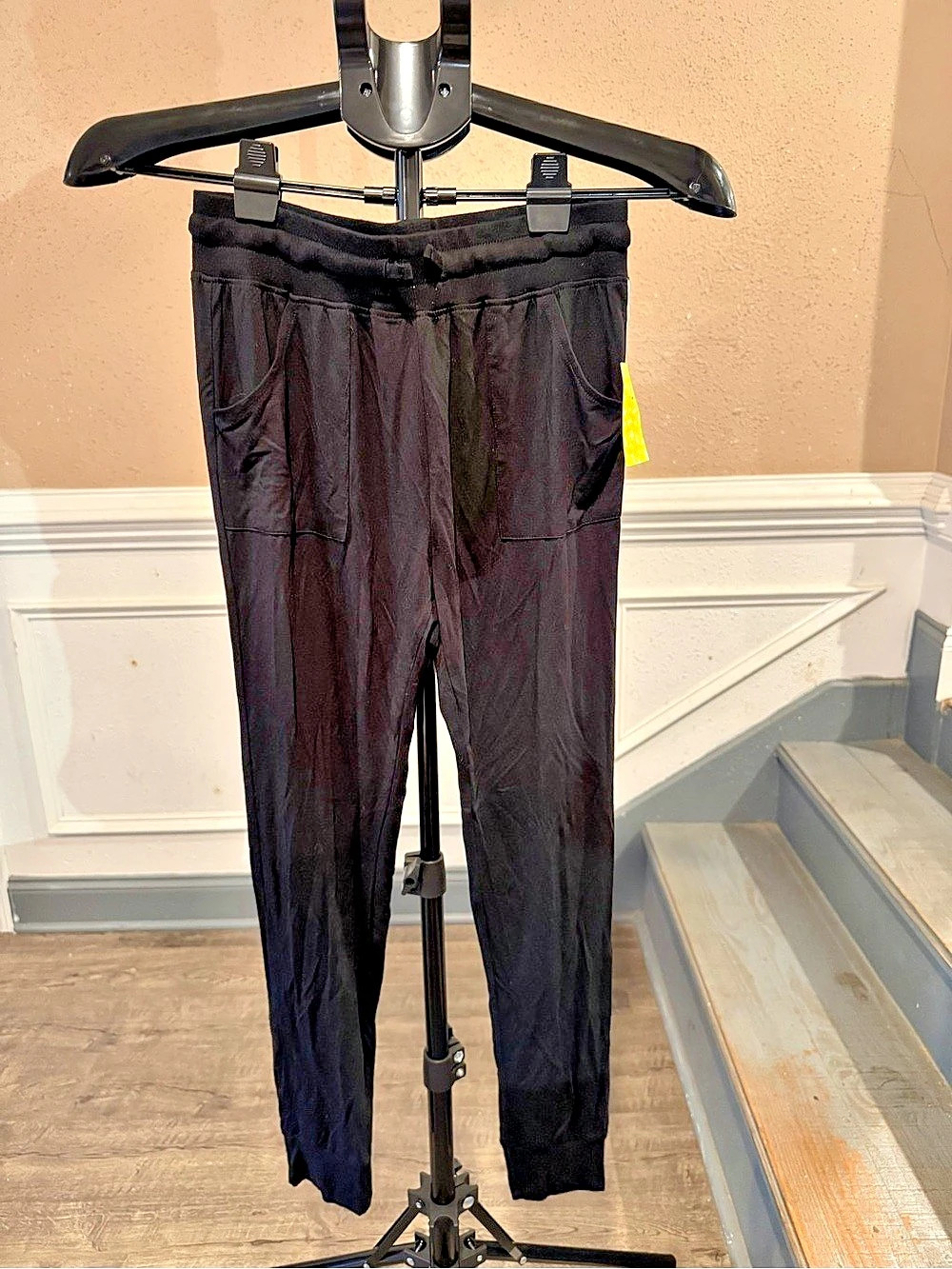 rumi + ryder black jogger pants